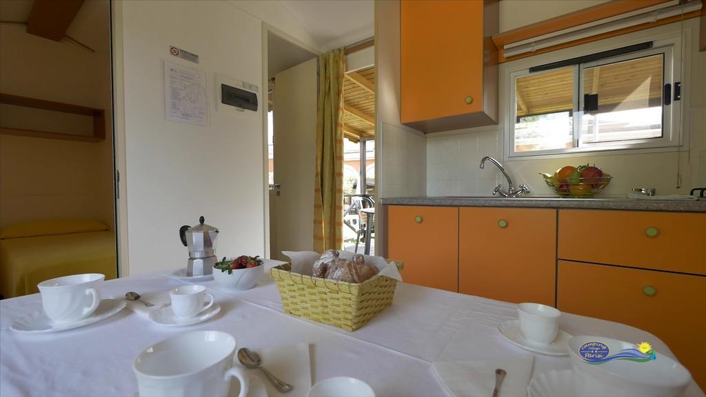 Camping Parisi Baveno Luaran gambar